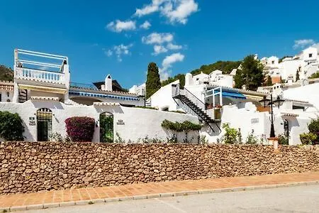 Hermosa casa con terraza e increíbles vistas al mar y la montaña Nerja 0*,  España